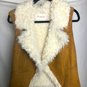 Two by Vince Camuto Suede Vest